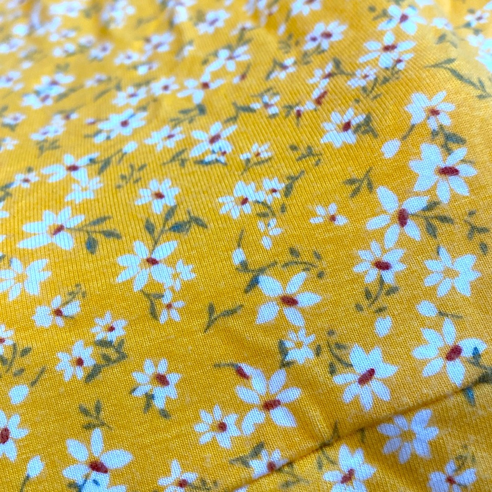Really cute girls flower dress